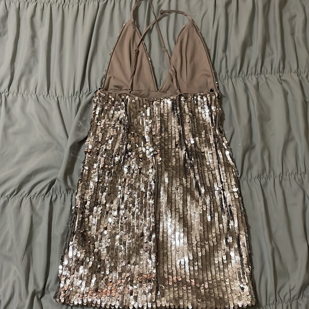 Forever 21 sequin mini - Picture 4 of 4